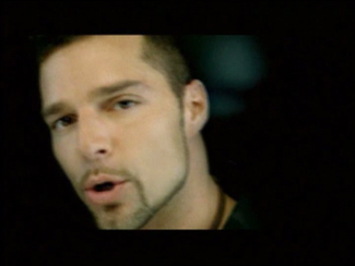 Ricky Martin - Greatest Hits: Souvenir Edition (2013) DVD5