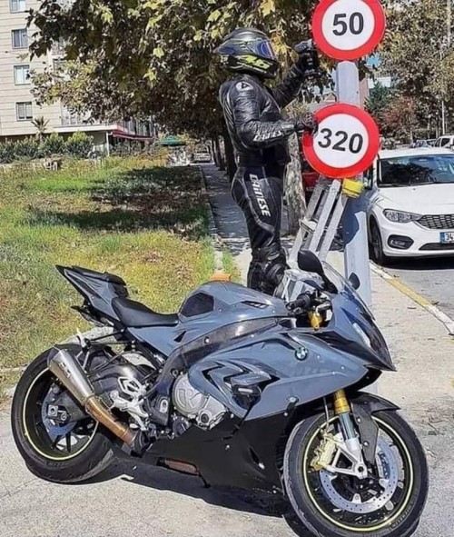 1000052825.jpg
